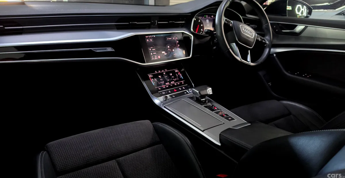 Audi A6 Saloon, Diesel, 2019, Black