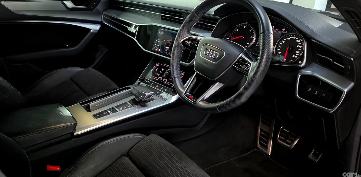 Audi A6 Saloon, Diesel, 2019, Black