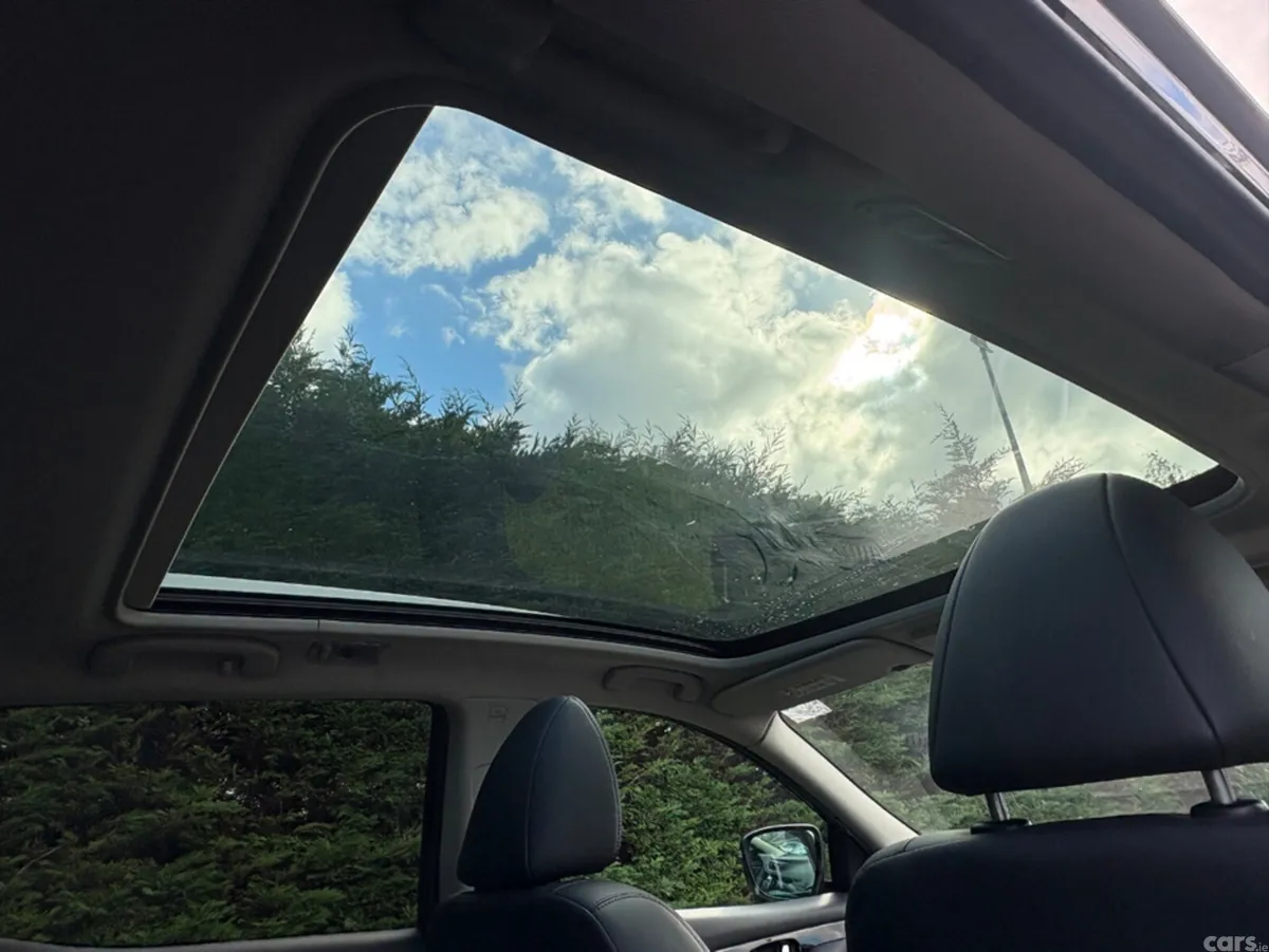 Nissan Qashqai MPV, Petrol, 2017, Black