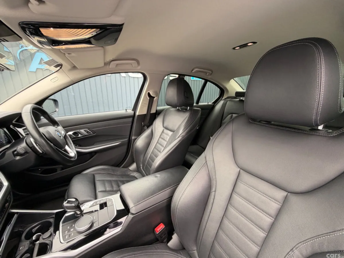 BMW 3-Series Saloon, Petrol Plug-in Hybrid, 2020, Blue