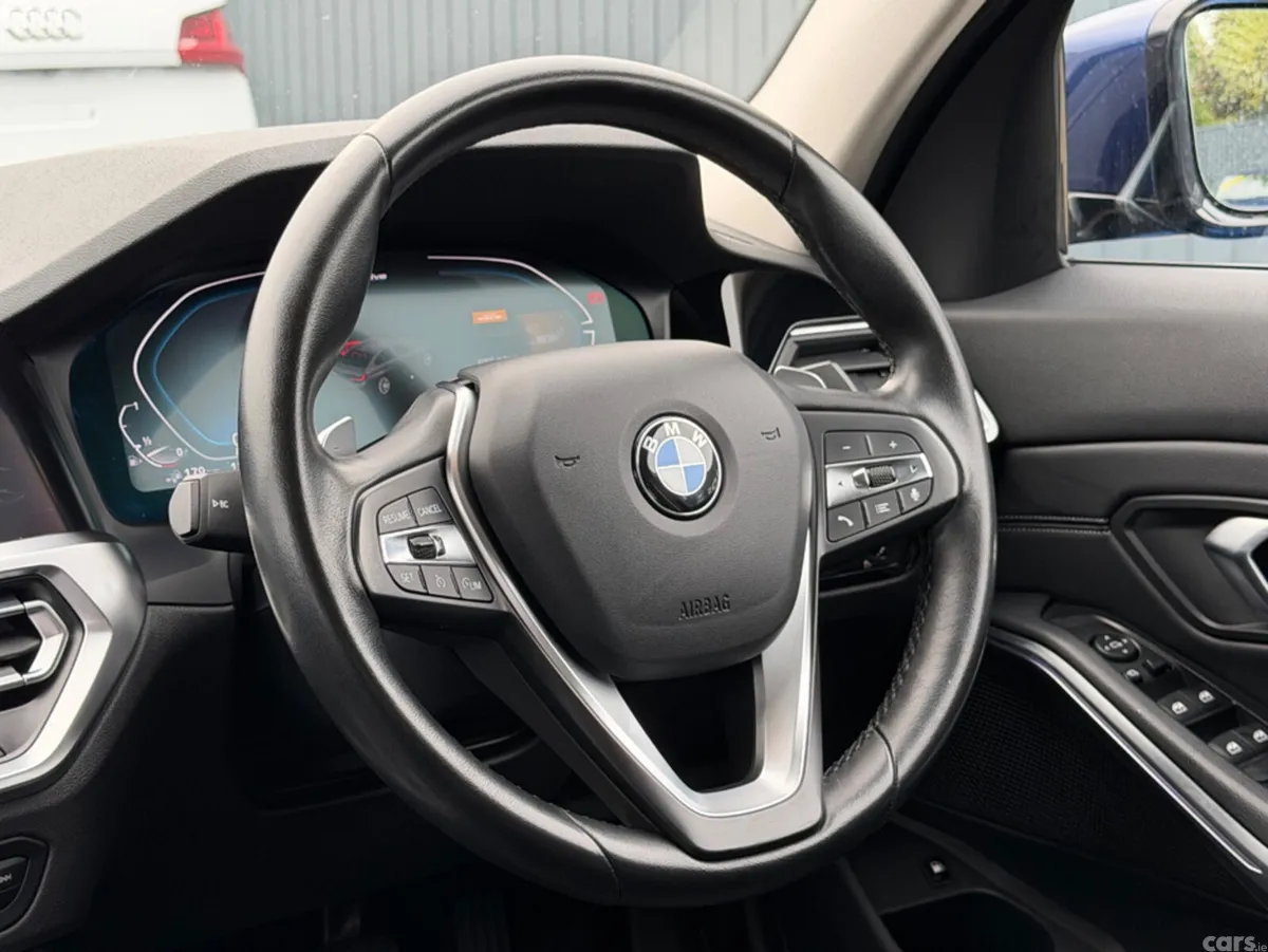 BMW 3-Series Saloon, Petrol Plug-in Hybrid, 2020, Blue