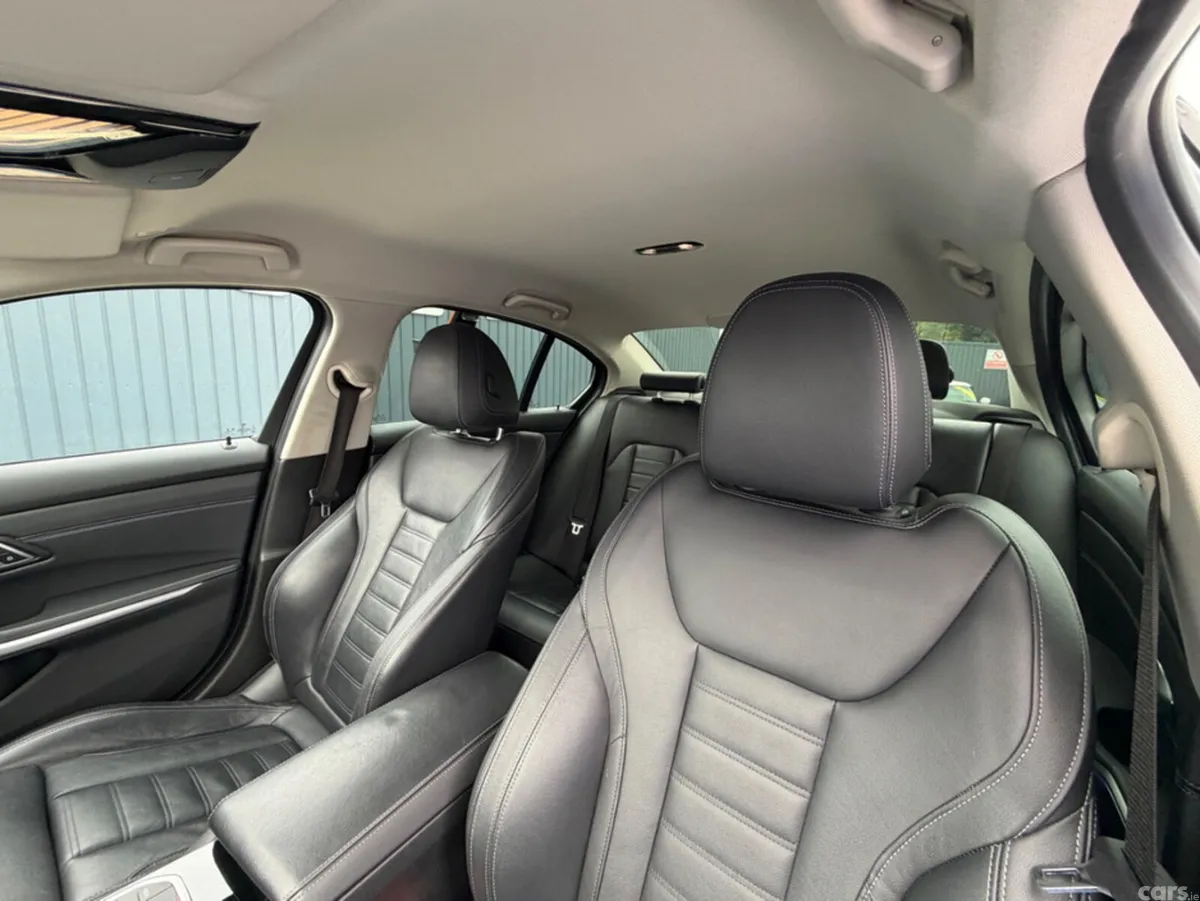 BMW 3-Series Saloon, Petrol Plug-in Hybrid, 2020, Blue
