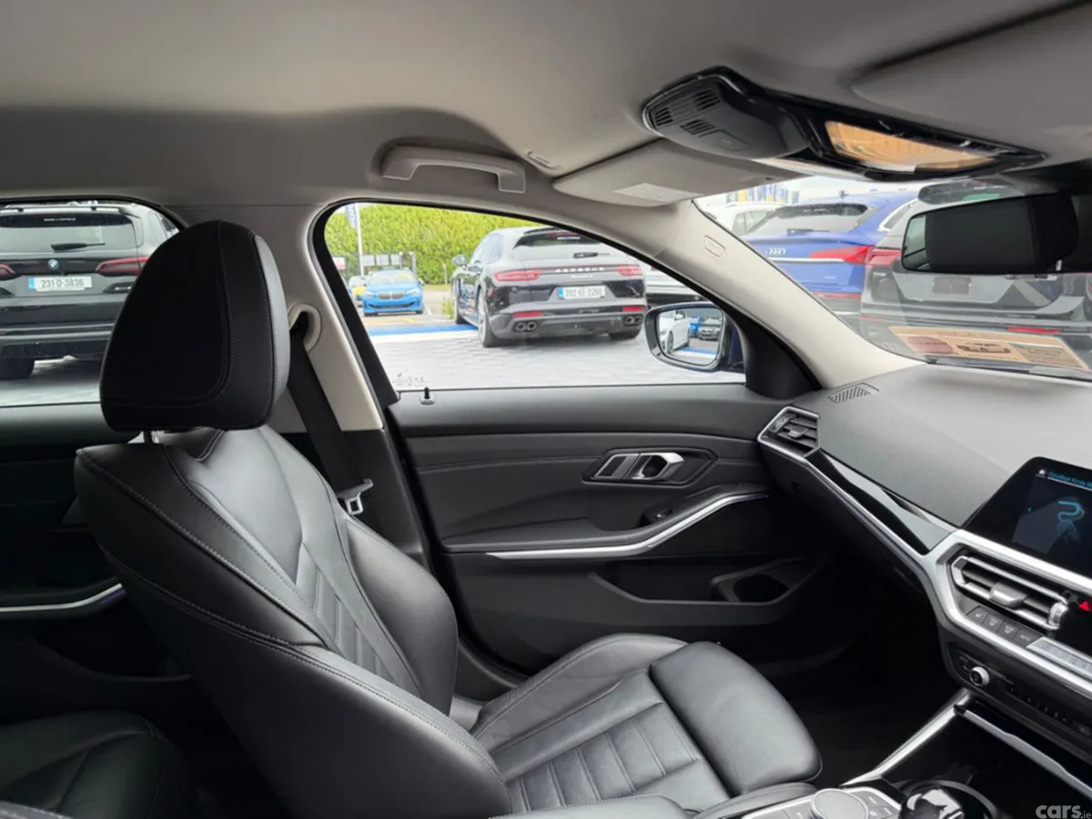 BMW 3-Series Saloon, Petrol Plug-in Hybrid, 2020, Blue