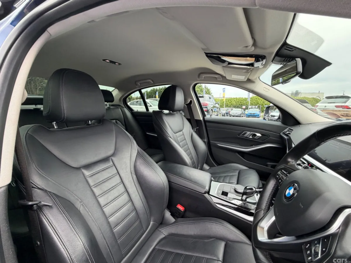 BMW 3-Series Saloon, Petrol Plug-in Hybrid, 2020, Blue