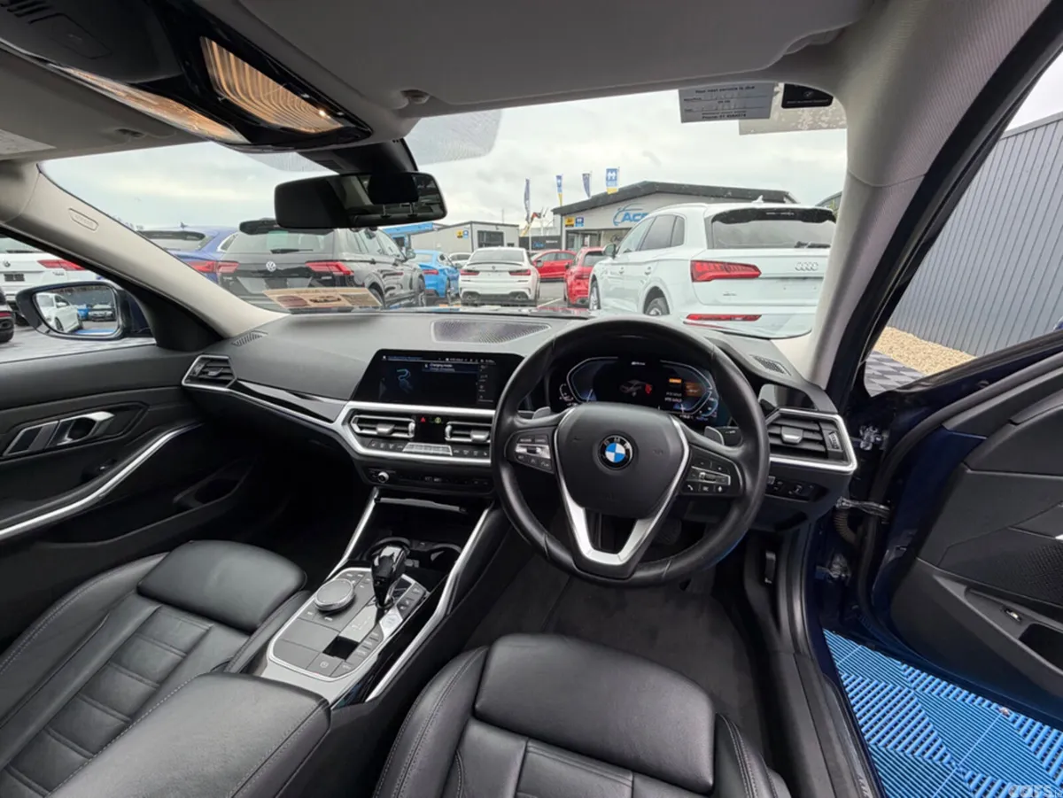BMW 3-Series Saloon, Petrol Plug-in Hybrid, 2020, Blue