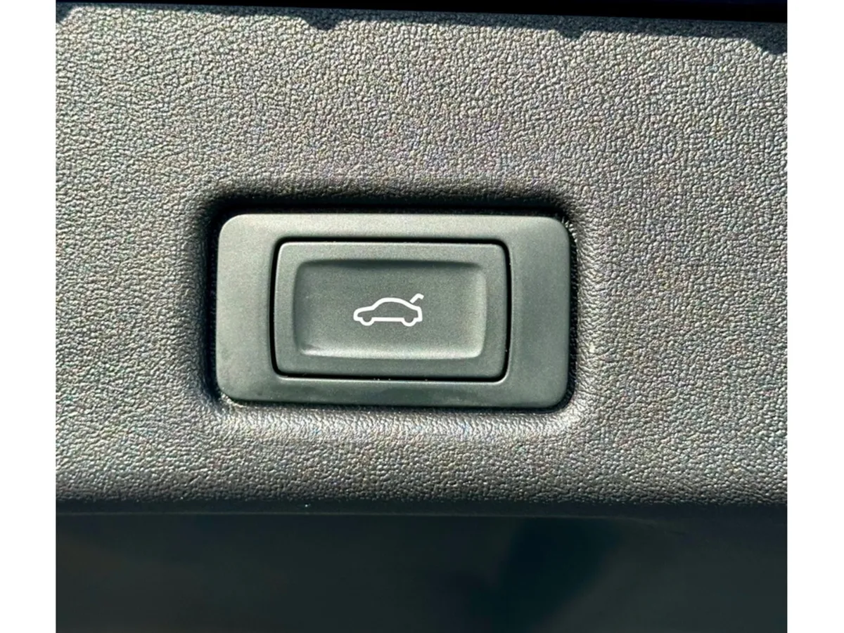 Audi Q5 SUV, Diesel, 2025, Blue