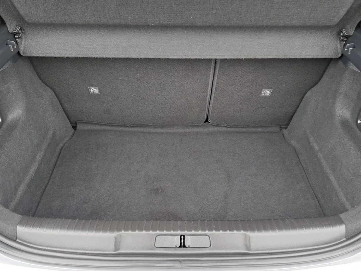 Opel Mokka SUV, Petrol, 2023, Grey