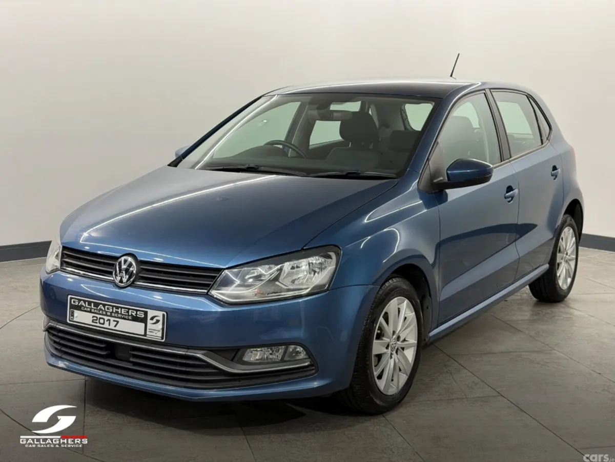Volkswagen Polo Hatchback, Petrol, 2017, Blue