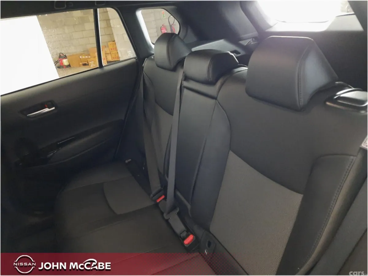 Toyota Corolla Cross MPV, Petrol Hybrid, 2022, Silver