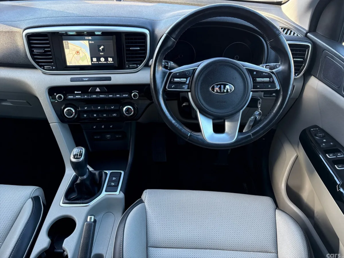 Kia Sportage MPV, Diesel, 2019, Grey