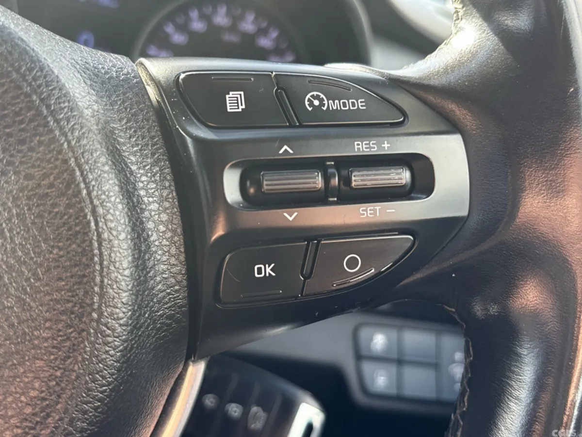 Kia Stonic Estate, Petrol, 2018, Brown