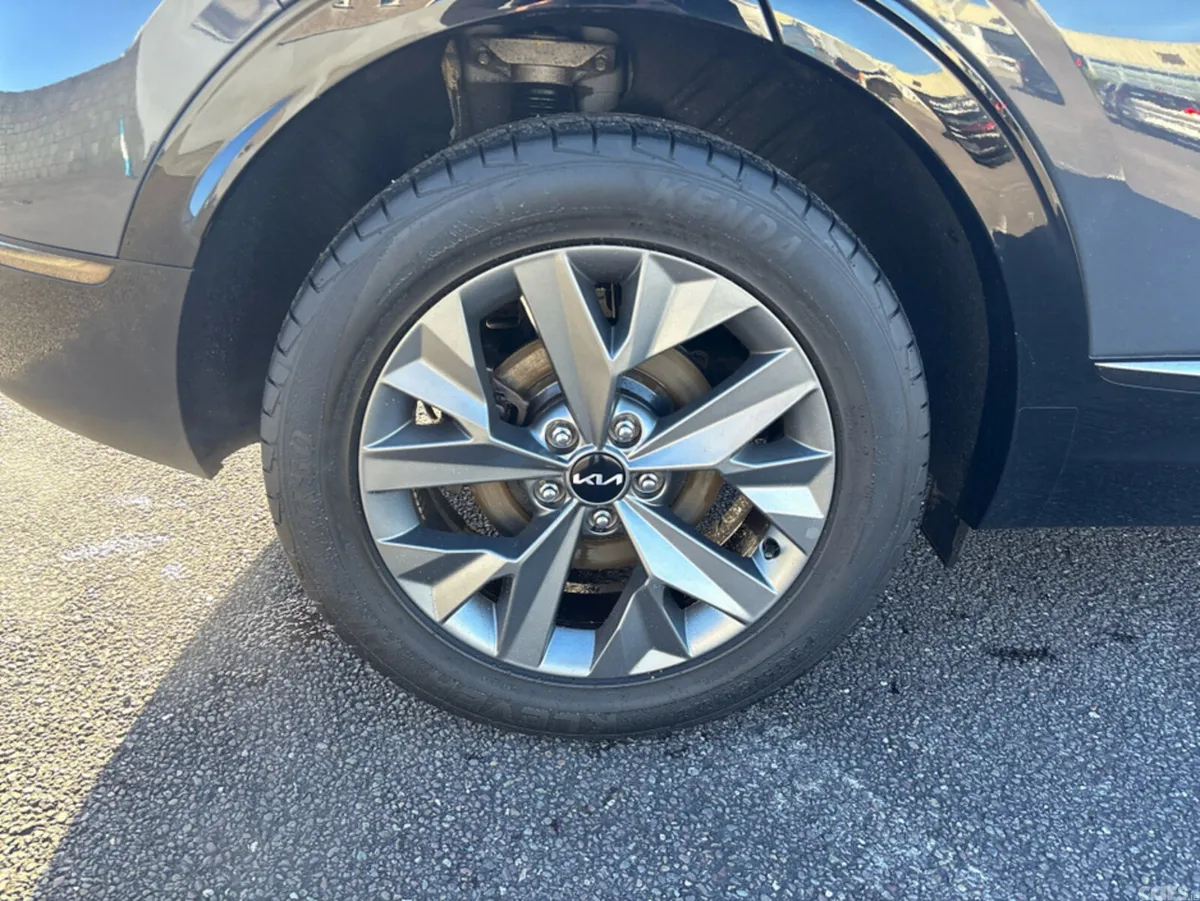Kia Sportage MPV, Petrol Hybrid, 2024, Grey