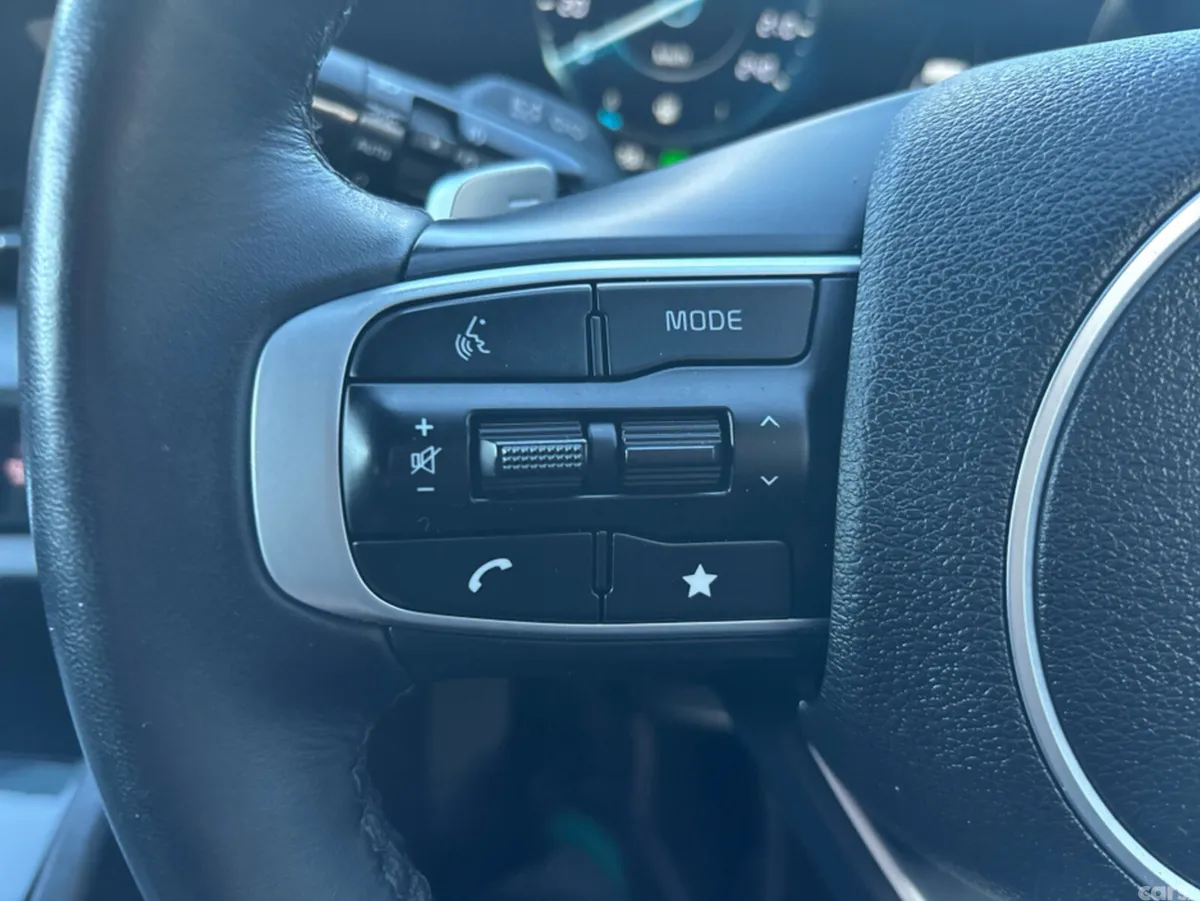 Kia Sportage MPV, Petrol Hybrid, 2024, Grey