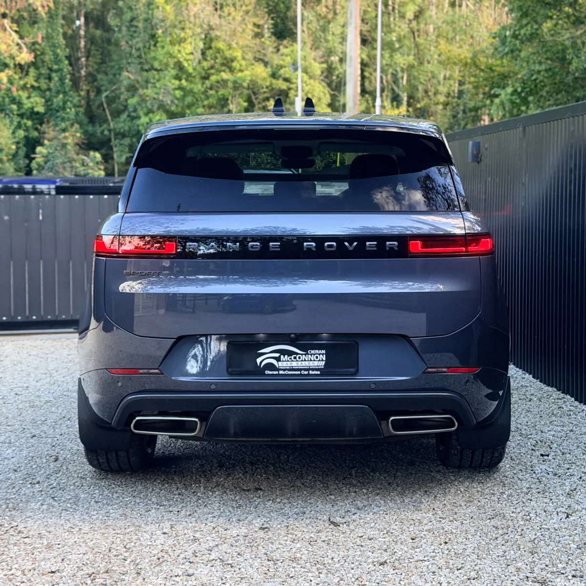 Land Rover Range Rover SUV, Petrol Plug-in Hybrid, 2023, Blue