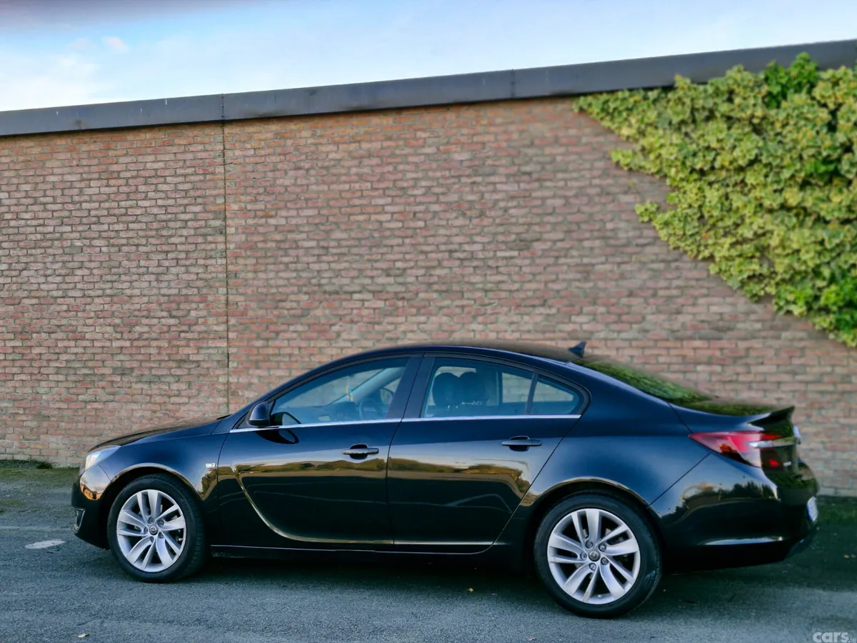 Opel Insignia Saloon, Diesel, 2016, Black