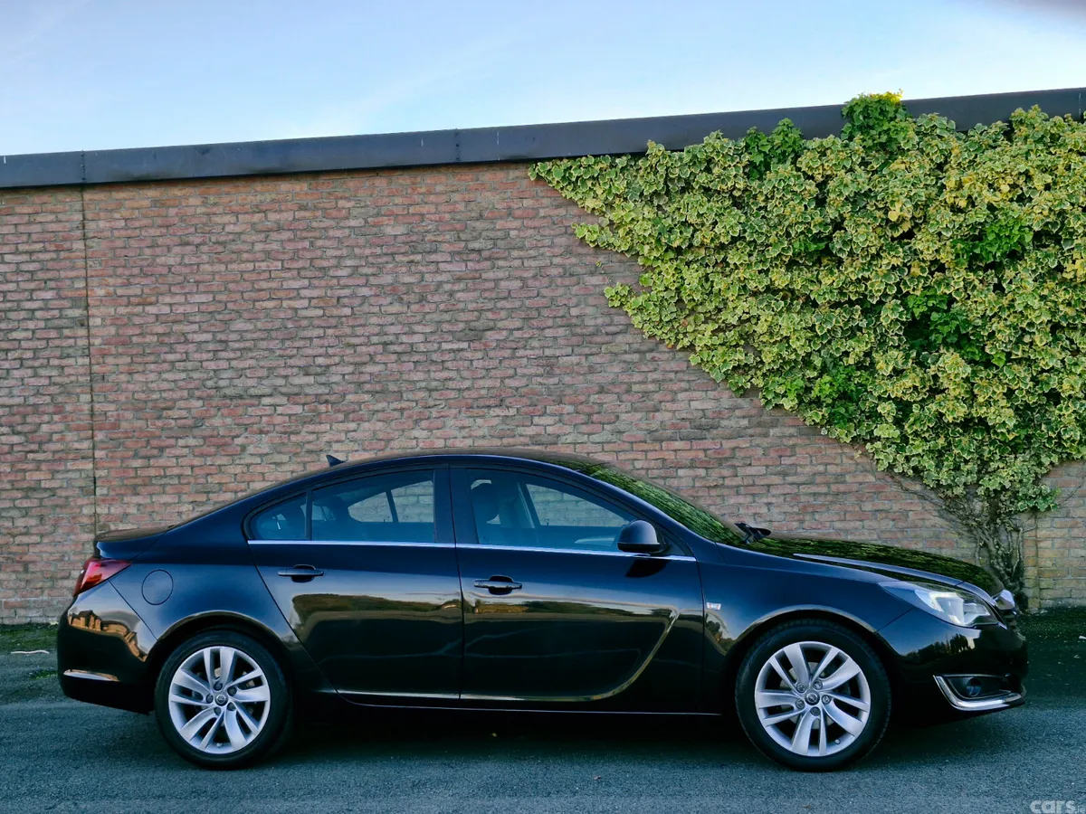Opel Insignia Saloon, Diesel, 2016, Black