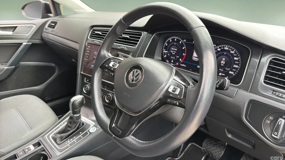 Volkswagen Golf Hatchback, Petrol, 2019, Black