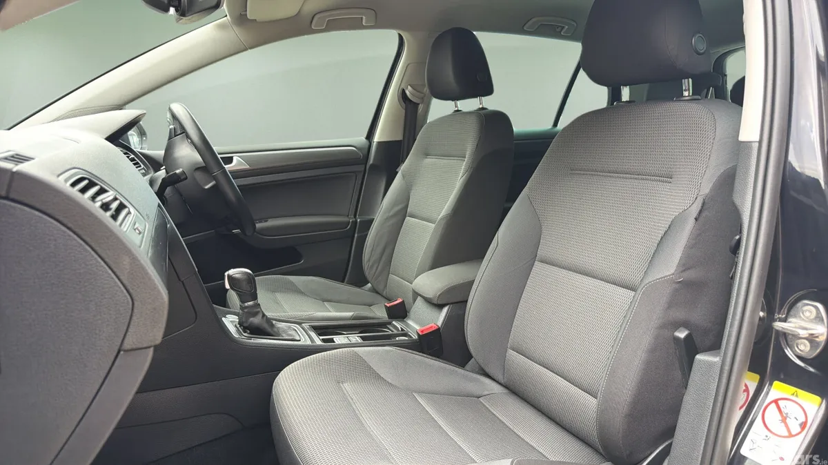 Volkswagen Golf Hatchback, Petrol, 2019, Black