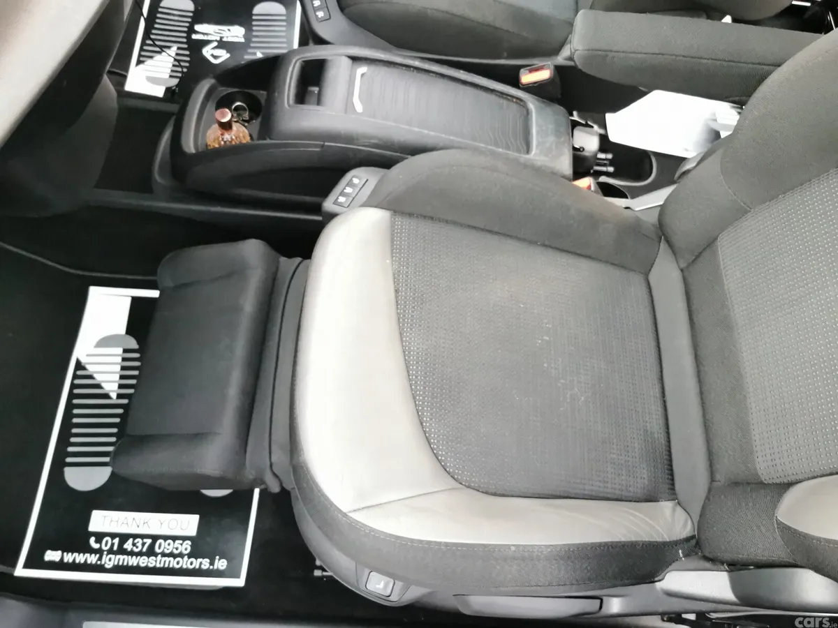 Citroen C4 Estate, Diesel, 2017, Blue