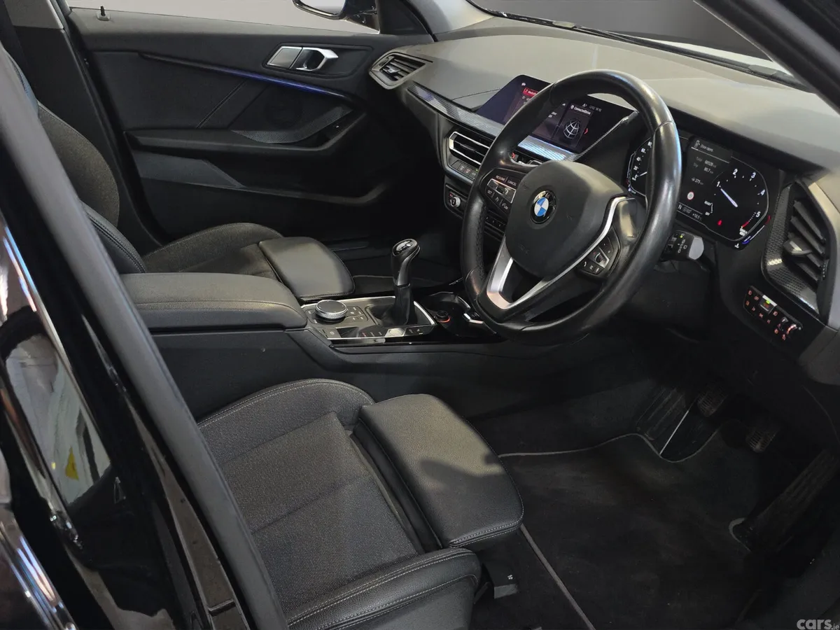 BMW 1-Series Hatchback, Diesel, 2020, Black