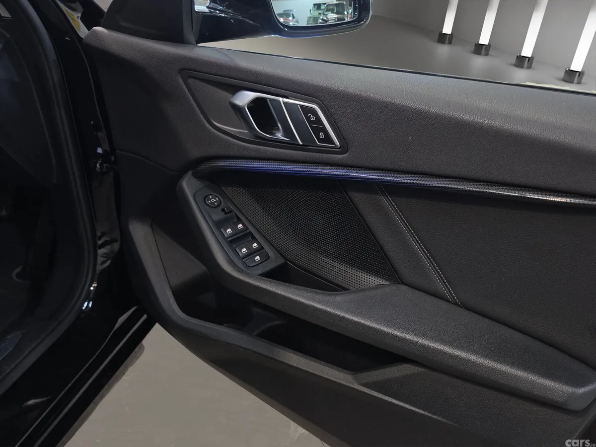 BMW 1-Series Hatchback, Diesel, 2020, Black