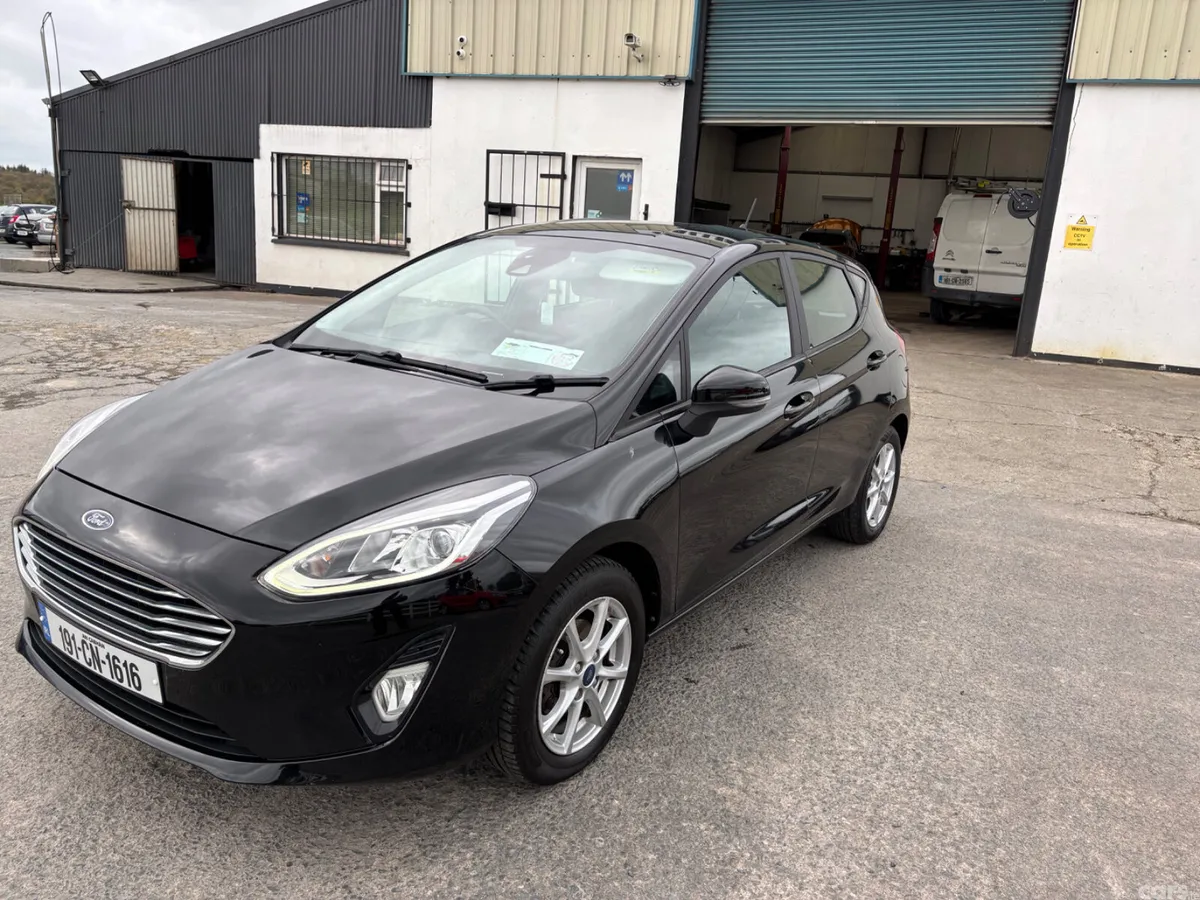 Ford Fiesta Hatchback, Petrol, 2019, Black
