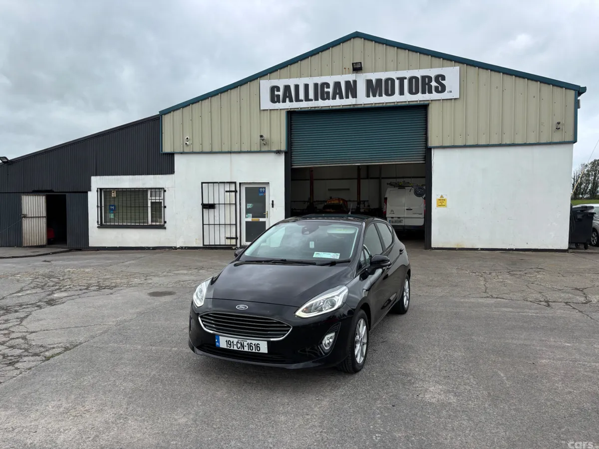 Ford Fiesta Hatchback, Petrol, 2019, Black