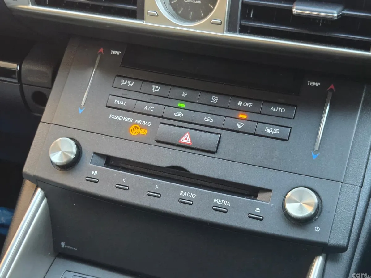 Lexus IS Saloon, Petrol Hybrid, 2015, Black