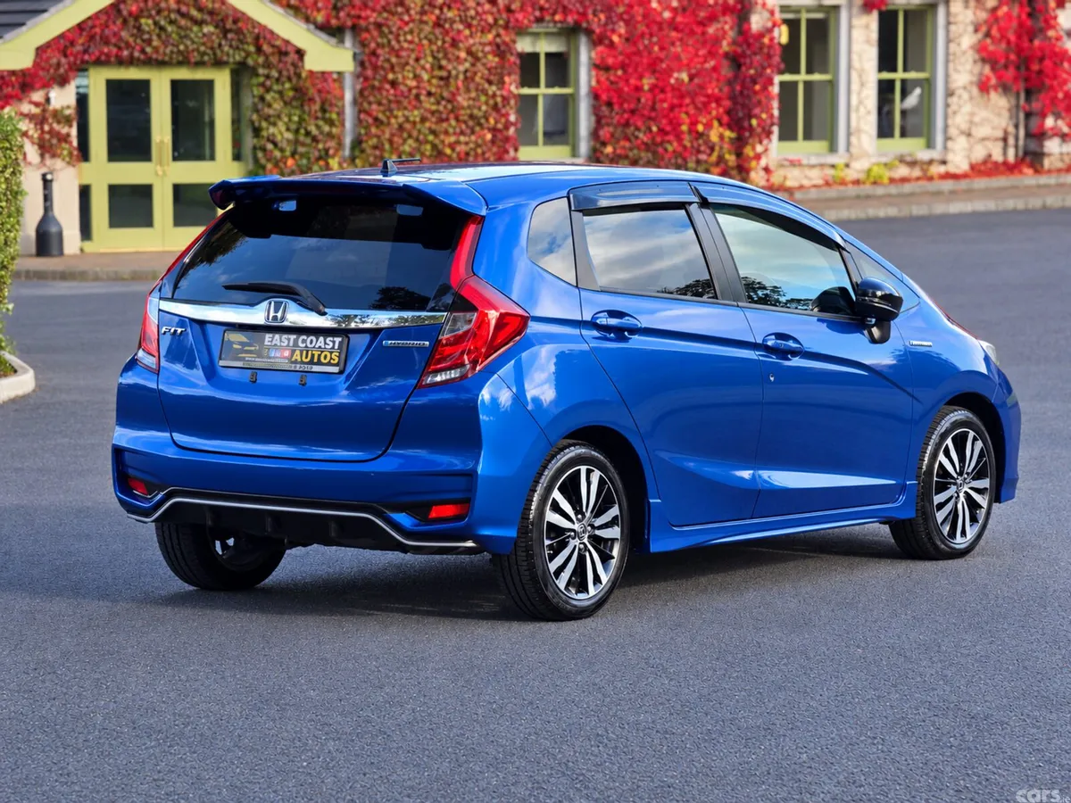 Honda Fit Hatchback, Petrol Hybrid, 2018, Blue