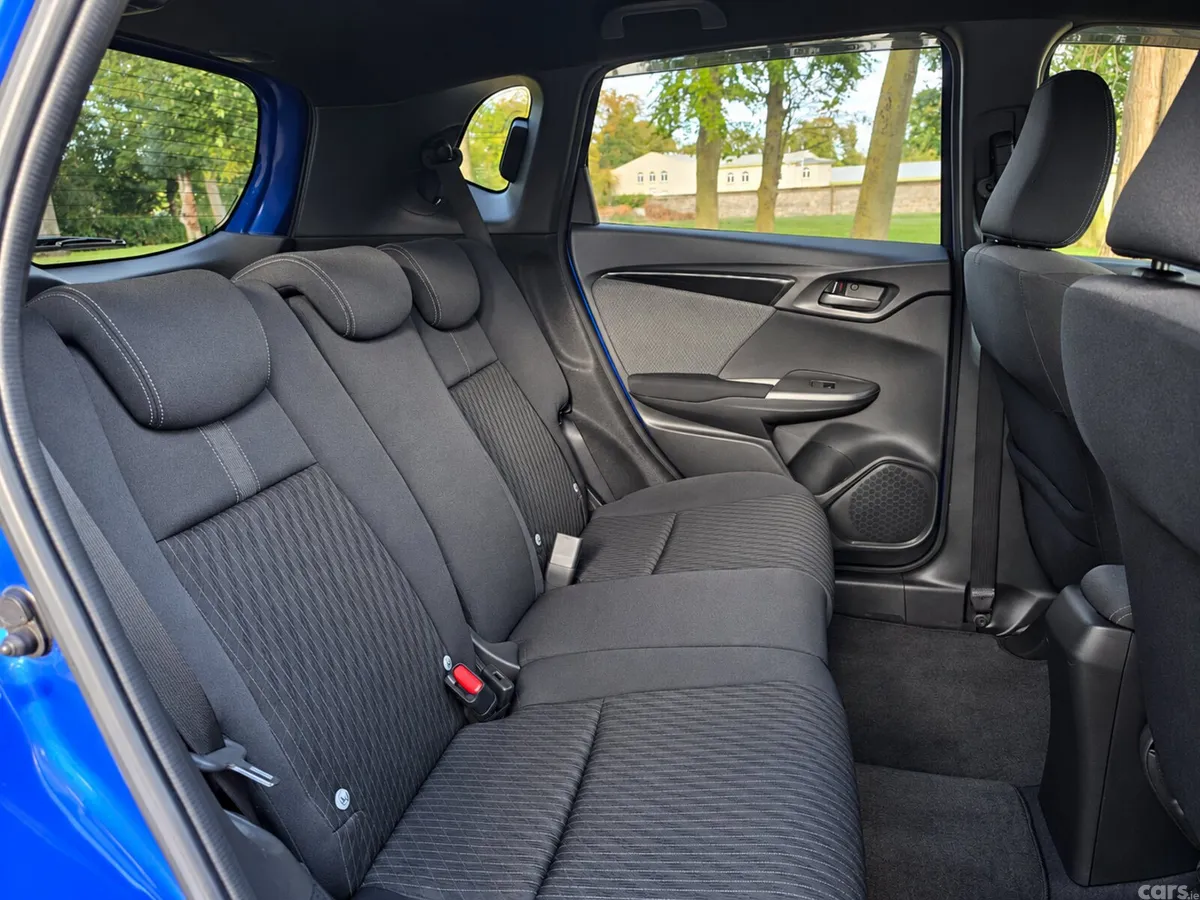 Honda Fit Hatchback, Petrol Hybrid, 2018, Blue