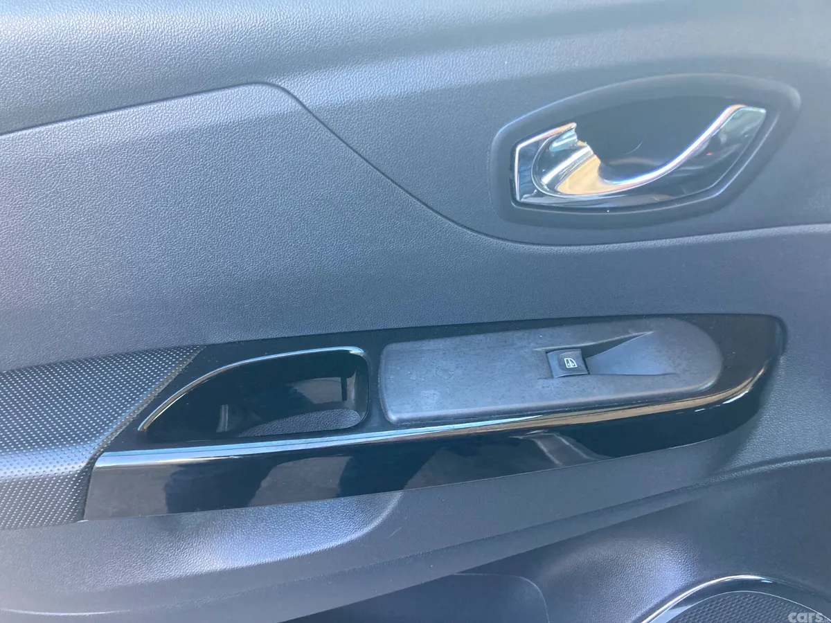 Renault Captur Hatchback, Diesel, 2017, Grey