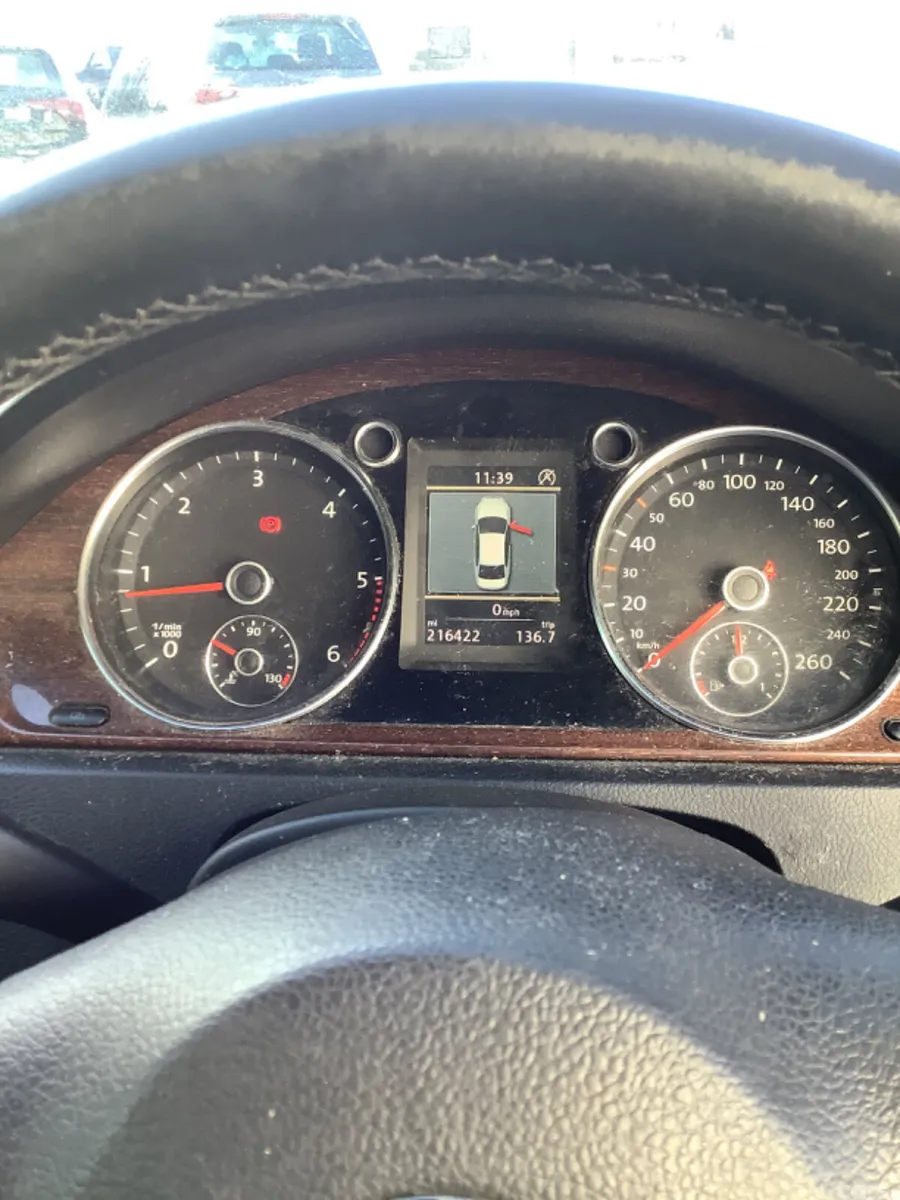 Volkswagen Passat Saloon, Diesel, 2013, Silver