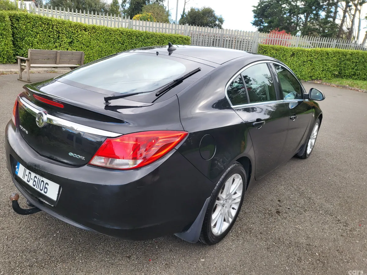 Vauxhall Insignia Hatchback, Diesel, 2011, Black