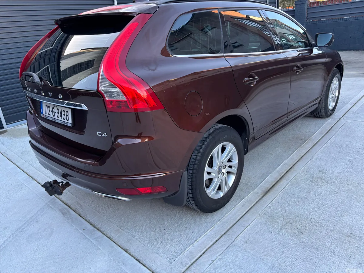 Volvo XC60 SUV, Diesel, 2017, Brown