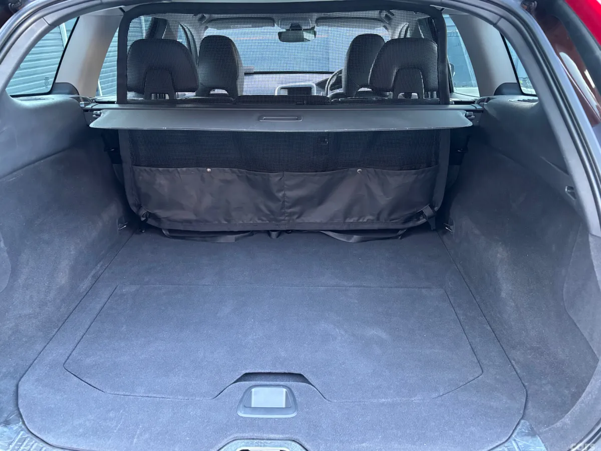 Volvo XC60 SUV, Diesel, 2017, Brown