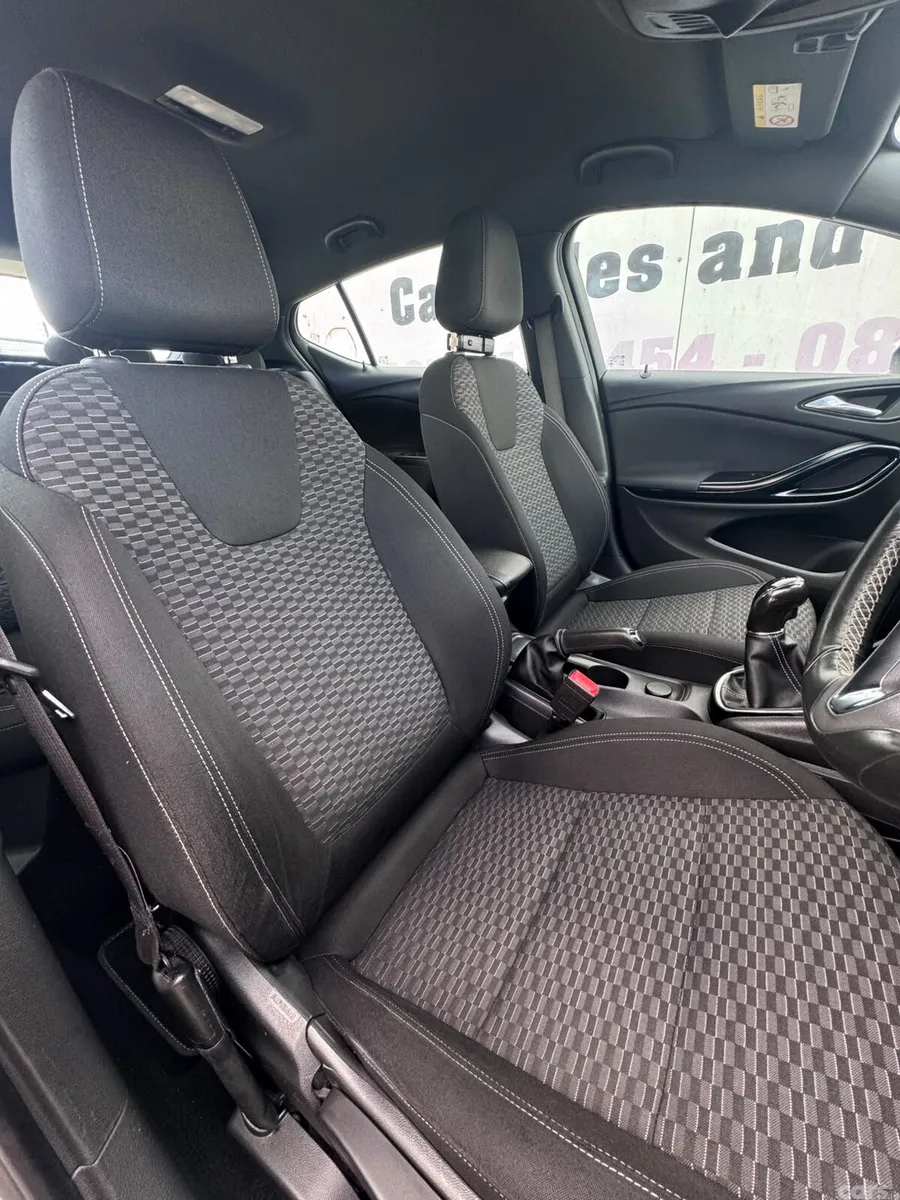 Opel Astra Hatchback, Diesel, 2017, Grey