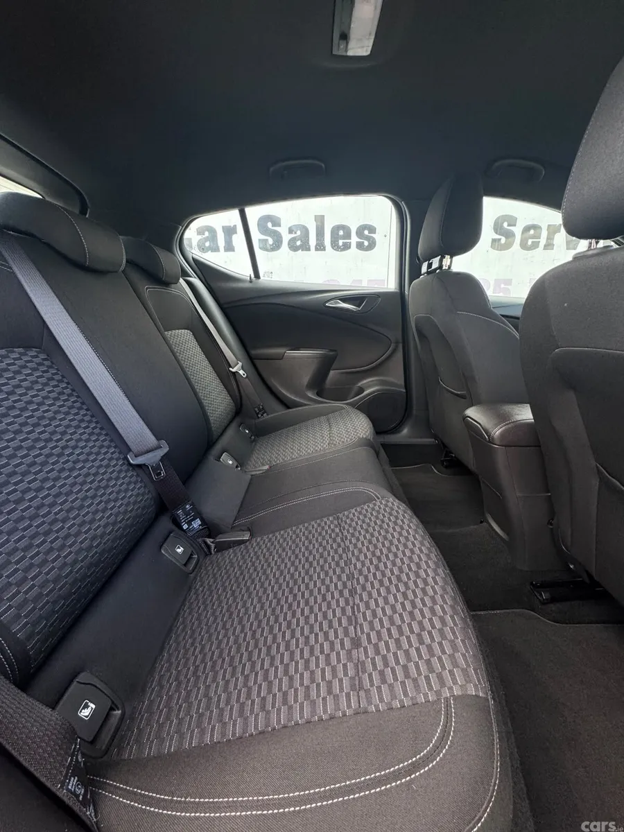 Opel Astra Hatchback, Diesel, 2017, Grey