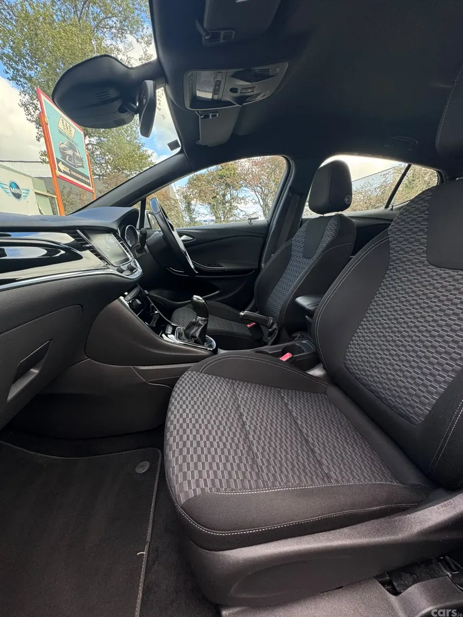 Opel Astra Hatchback, Diesel, 2017, Grey