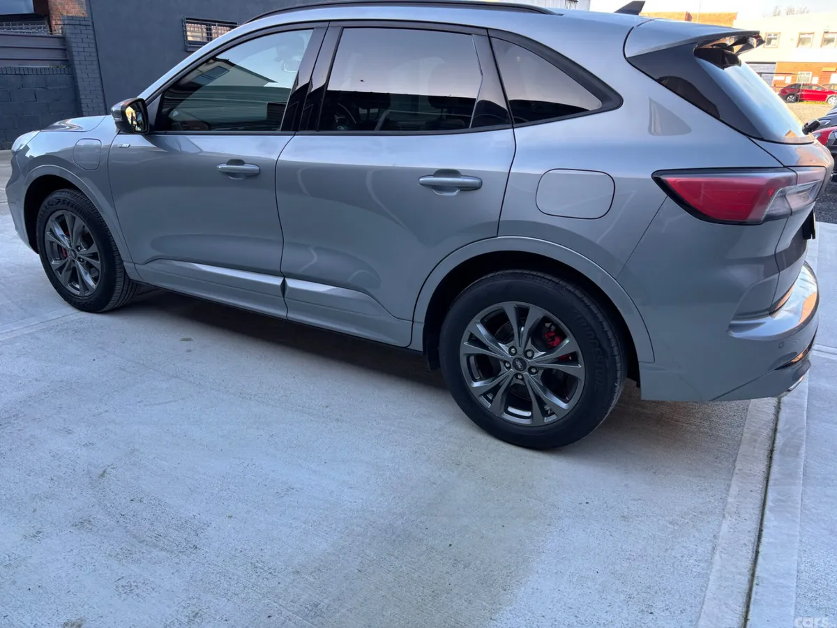 Ford Kuga SUV, Petrol Plug-in Hybrid, 2024, Grey