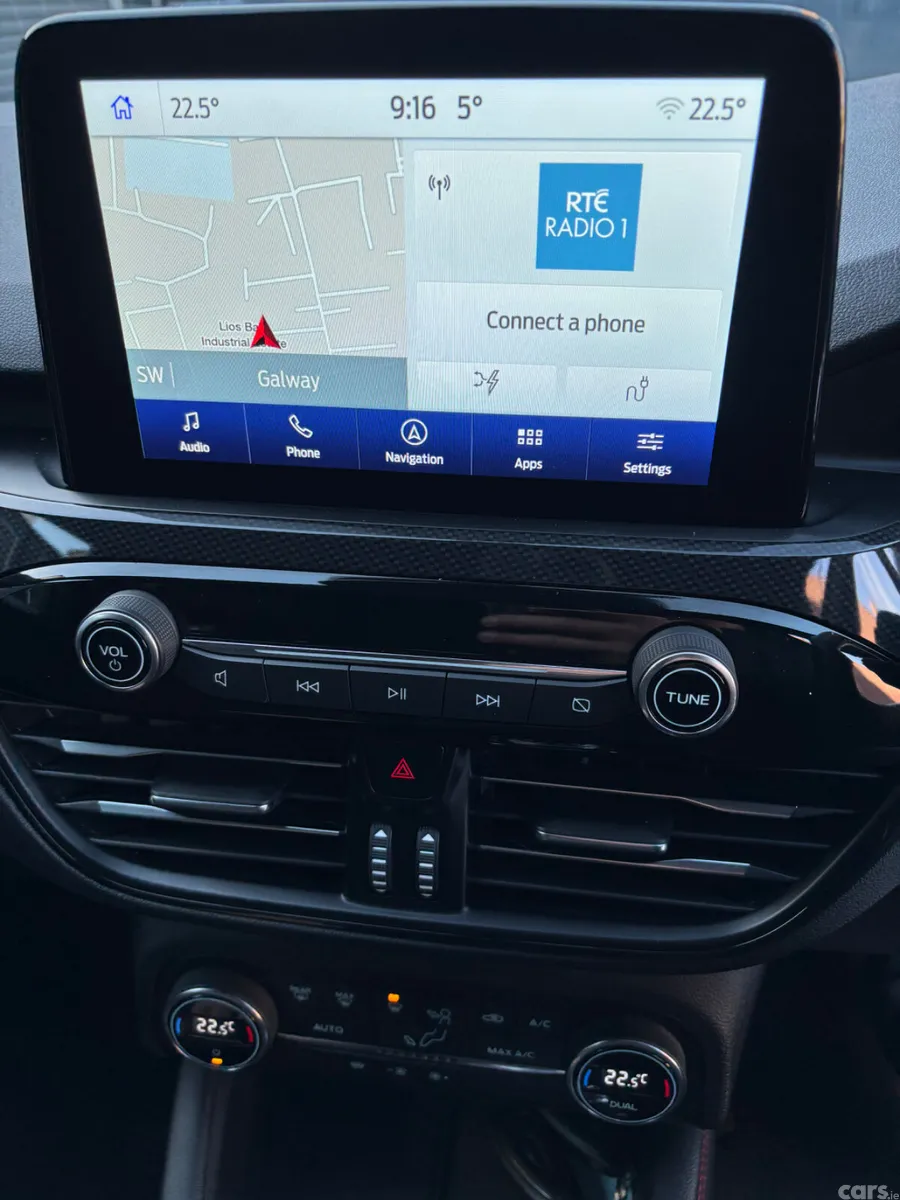 Ford Kuga SUV, Petrol Plug-in Hybrid, 2024, Grey