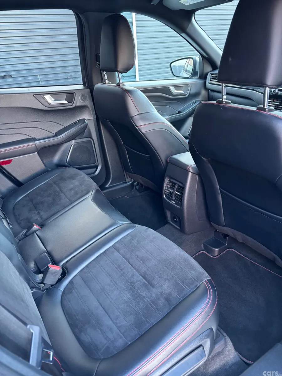Ford Kuga SUV, Petrol Plug-in Hybrid, 2024, Grey