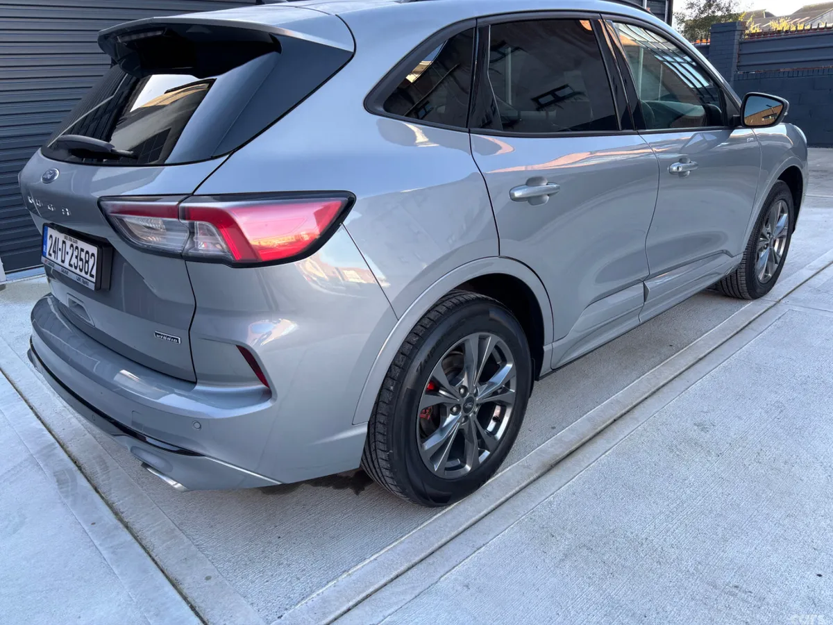Ford Kuga SUV, Petrol Plug-in Hybrid, 2024, Grey