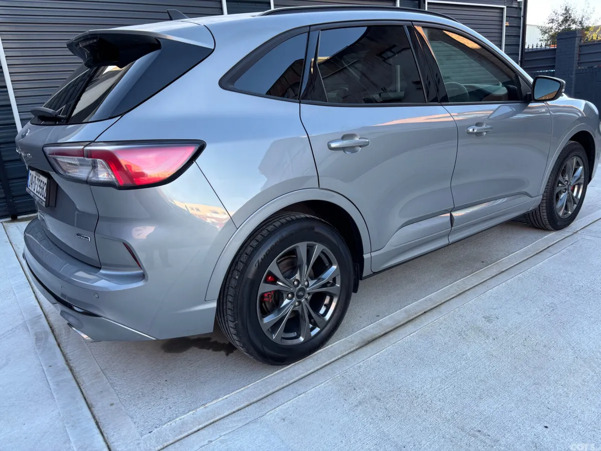 Ford Kuga SUV, Petrol Plug-in Hybrid, 2024, Grey