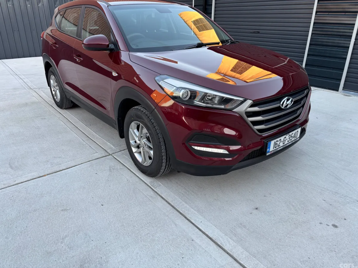 Hyundai Tucson SUV, Diesel, 2016, Red