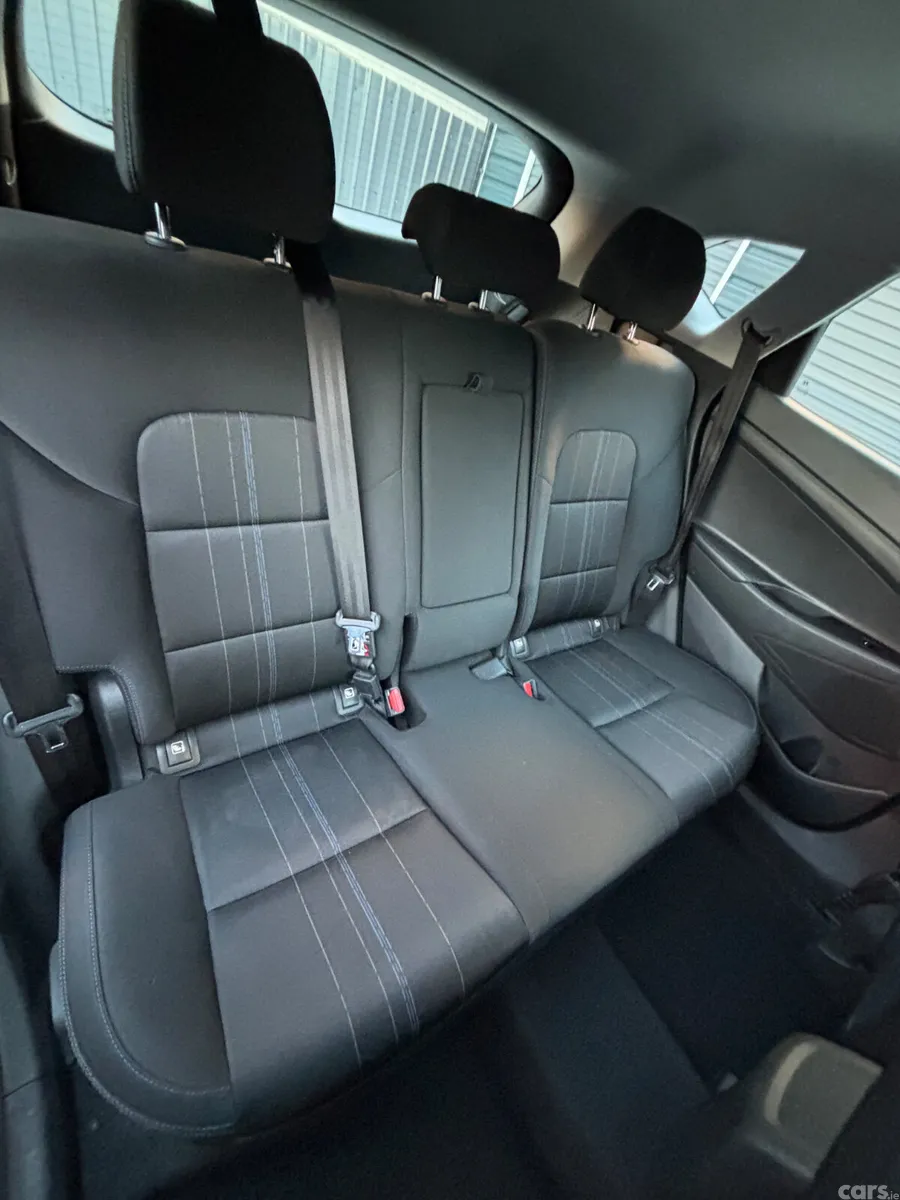 Hyundai Tucson SUV, Diesel, 2016, Red
