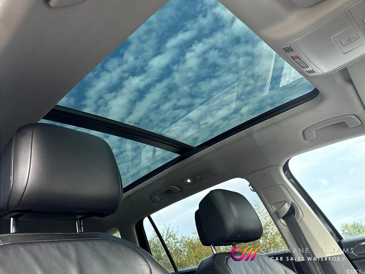 Volkswagen Tiguan SUV, Diesel, 2021, Black