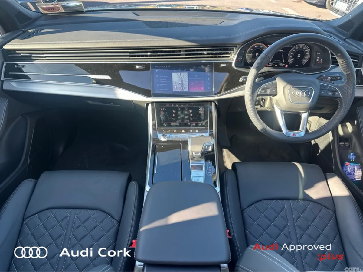 Audi Q7 Hatchback, Petrol Plug-in Hybrid, 2026, 
