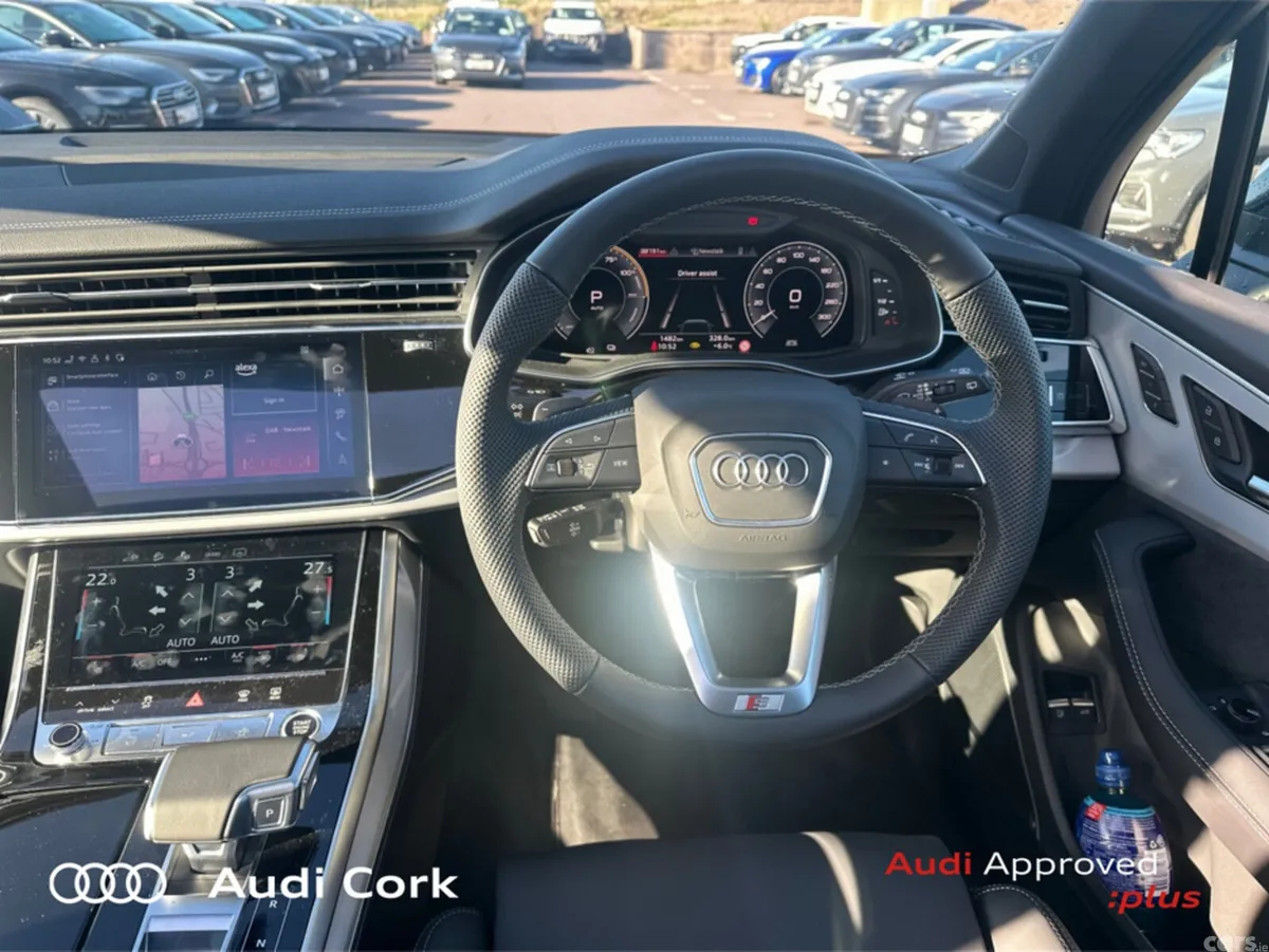 Audi Q7 Hatchback, Petrol Plug-in Hybrid, 2026, 