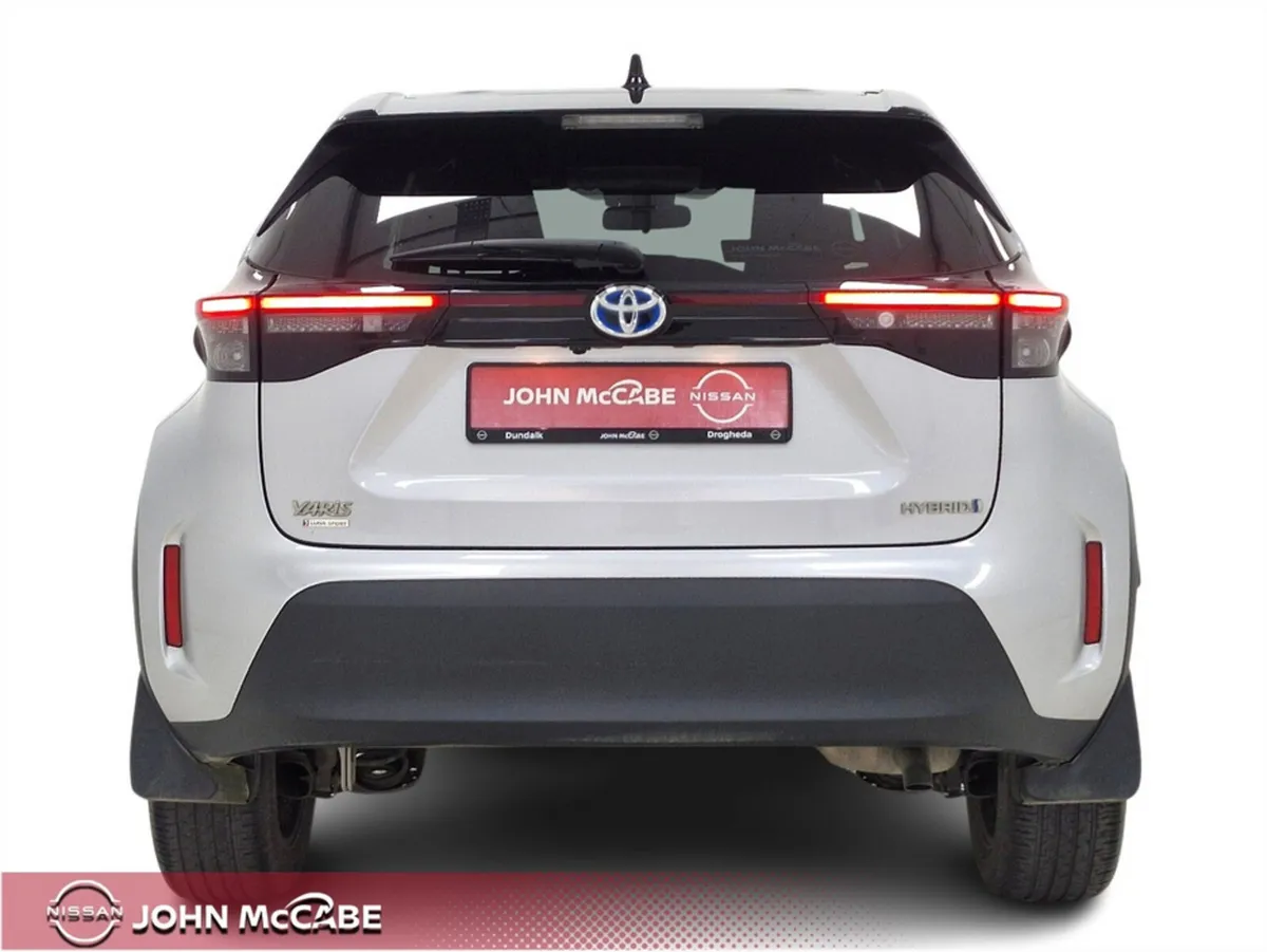 Toyota Yaris Cross Hatchback, Petrol Hybrid, 2023, Grey