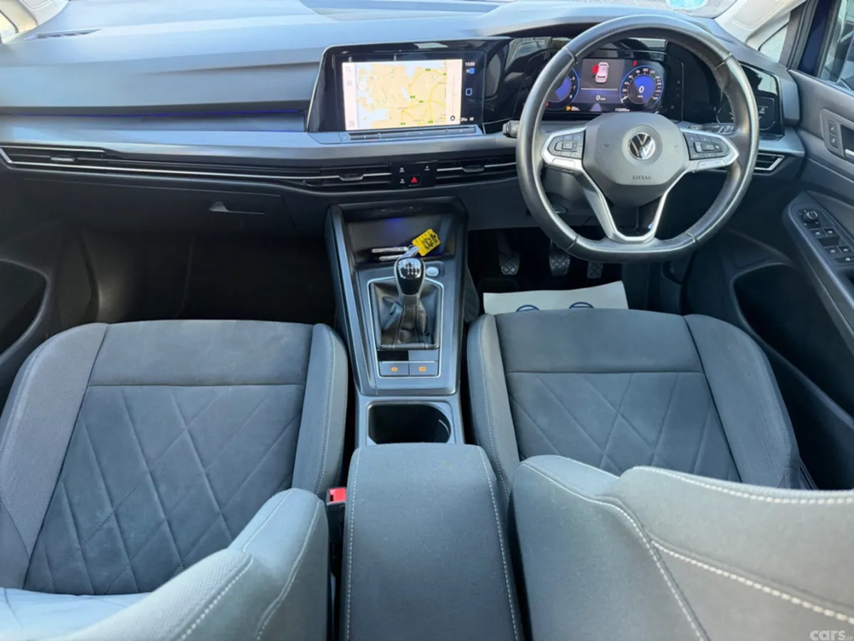 Volkswagen Golf Hatchback, Petrol, 2022, Blue